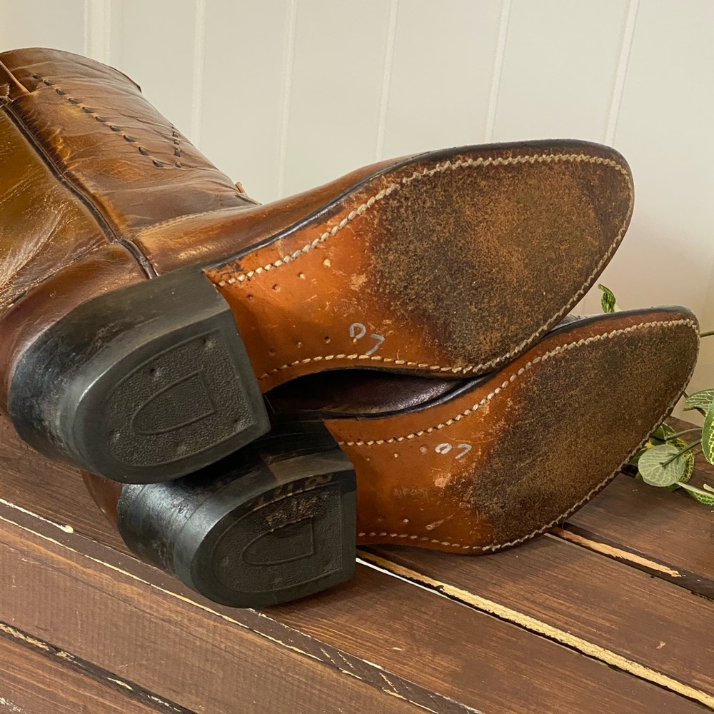Unique Vintage Brown Threaded Wrangler Boot - Picture 11 of 13